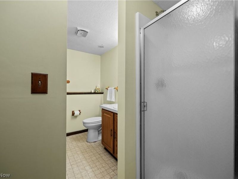 536 Fieldstone Drive , Amherst, OH 44001 Photo 28