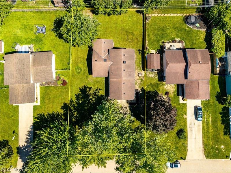 536 Fieldstone Drive , Amherst, OH 44001 Photo 43