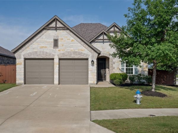 1613 Long Shadow LN, Georgetown, TX 78628