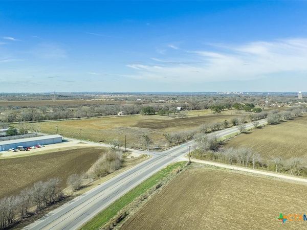 600 River Road , Martindale, TX 78655