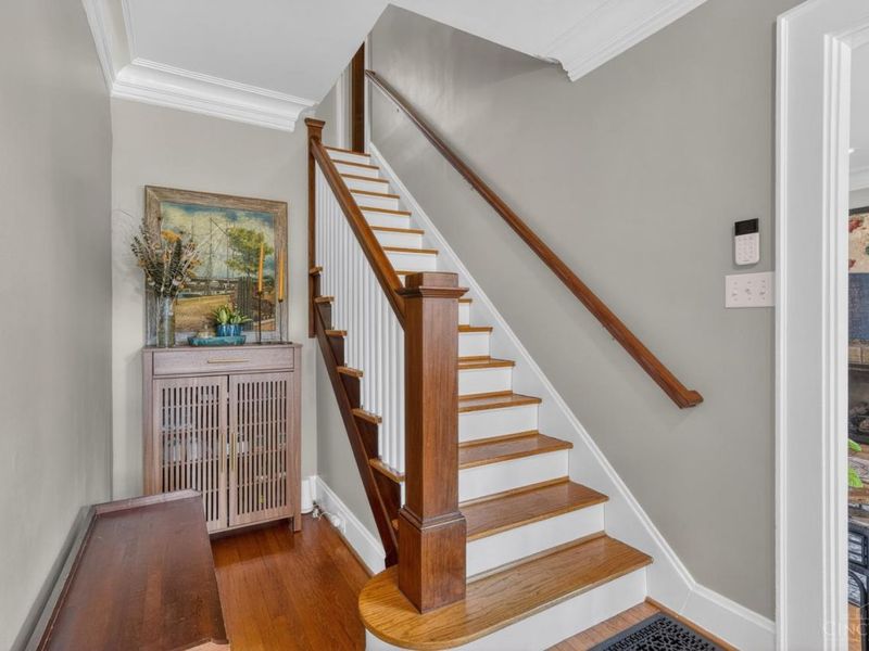 2924 Erie Avenue, Cincinnati, OH 45208 Photo 9