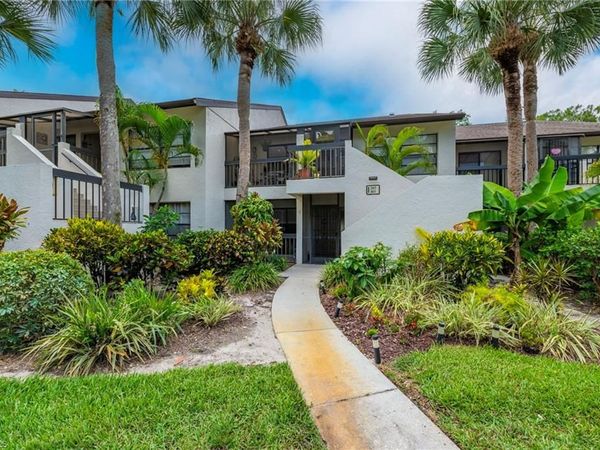1820 Kings Lake BLVD, Unit 103, NAPLES, FL 34112