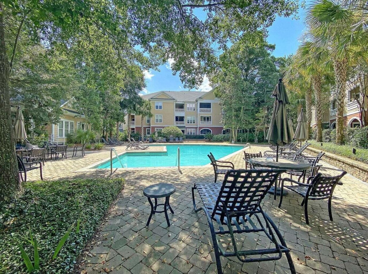 280 Seven Farms Drive Photo 23