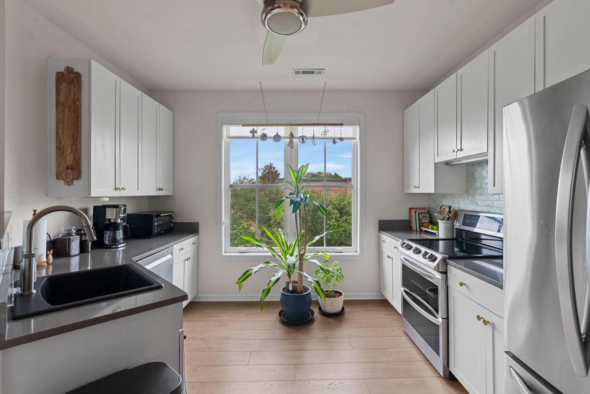 280 Seven Farms Drive Photo 8