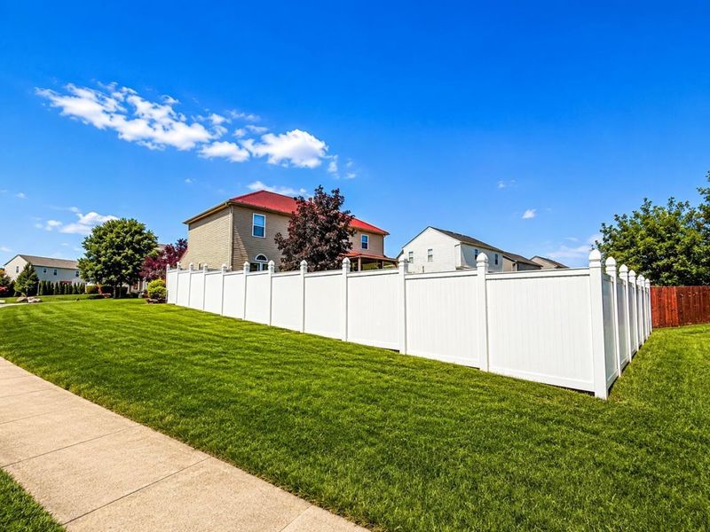 306 Schall Place, Commercial Point, OH 43116 Photo 3