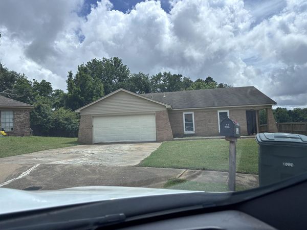 3021 MEADOWFAIR RD, Memphis, TN 38118