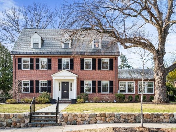 3 Cleveland Road, Brookline, MA 02445
