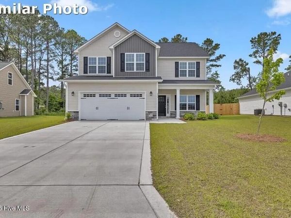 506 E Black Water Lane , Maysville, NC 28555