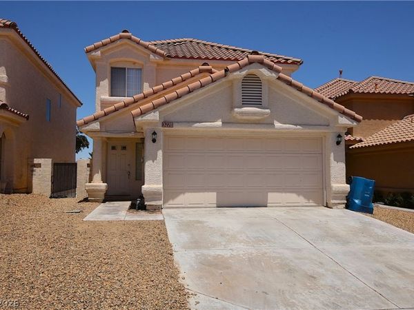 8220 Maplestar Road , Las Vegas, NV 89128
