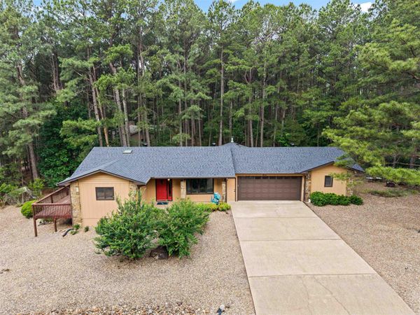 39 Hayuco Way Way, Hot Springs, AR 71909
