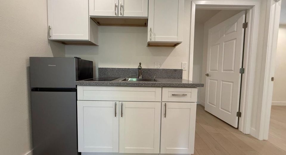 1956 Juliesse Ave #2, Unit 2, Sacramento, CA 95815 Photo