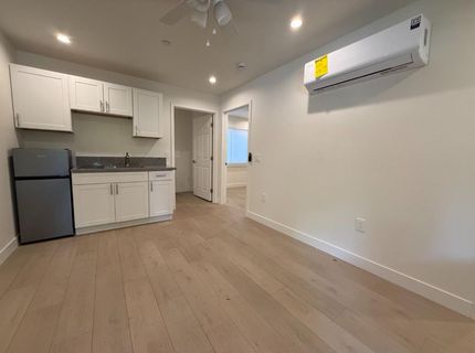 1956 Juliesse Ave #2, Unit 2, Sacramento, CA 95815 Photo