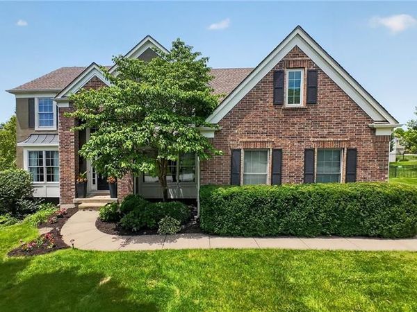 14600 Chadwick Street, Leawood, KS 66224