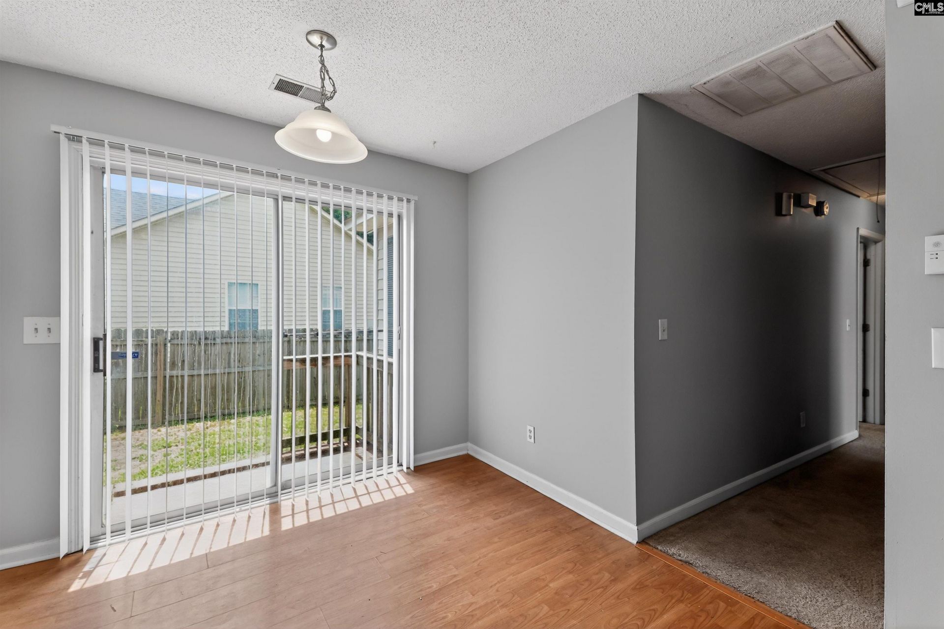 1227 Lykes Lane  Photo 12