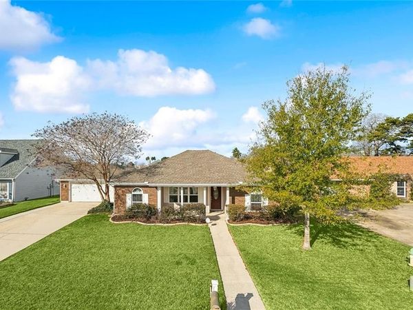 176 PEBBLE BEACH Drive , Slidell, LA 70458