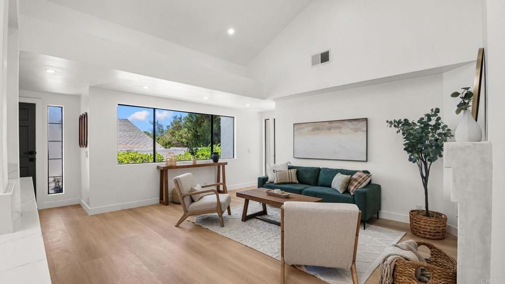 191 Bronze Way, Vista, CA 92083 Main Photo