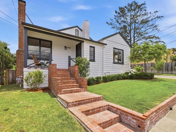 4638 Reinhardt Dr, Oakland, CA 94619
