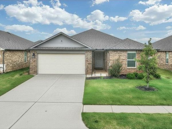 4405 Montage Boulevard, Mustang, OK 73064
