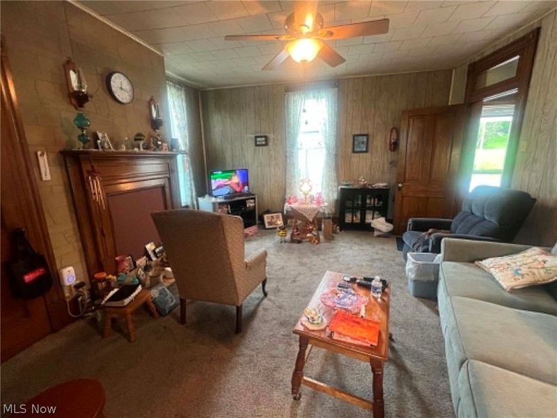 431 W Walnut Street , Barnesville, OH 43713 Photo 3