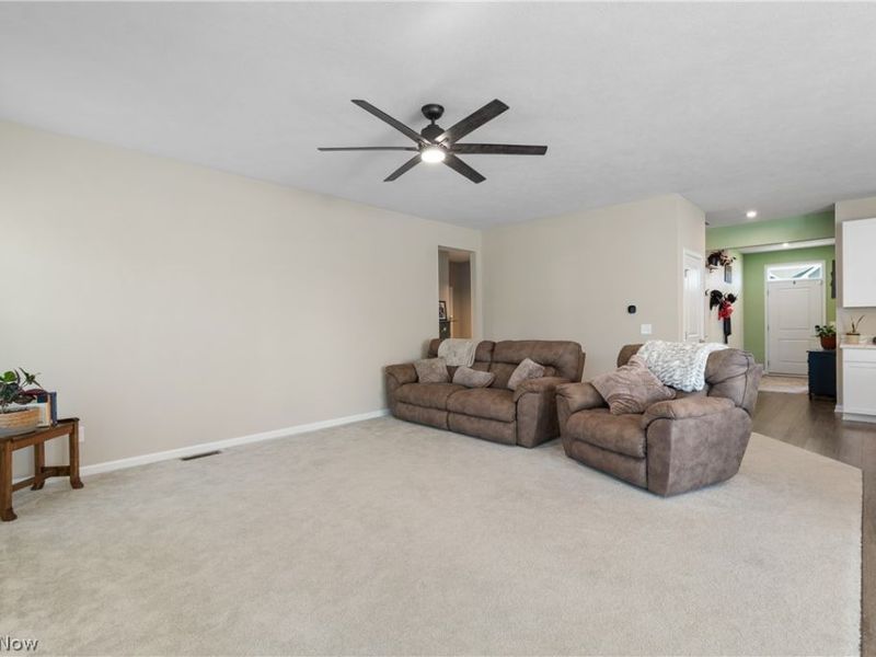 2262 Monaco Street NW, Uniontown, OH 44685 Photo 15