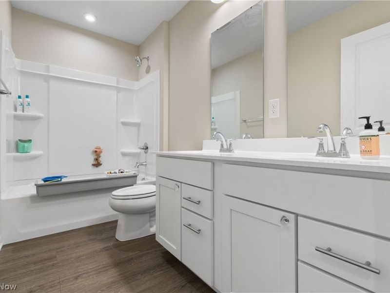 2262 Monaco Street NW, Uniontown, OH 44685 Photo 31
