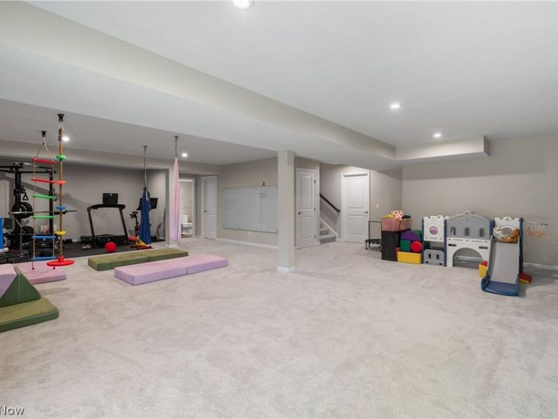 2262 Monaco Street NW, Uniontown, OH 44685 Photo 42