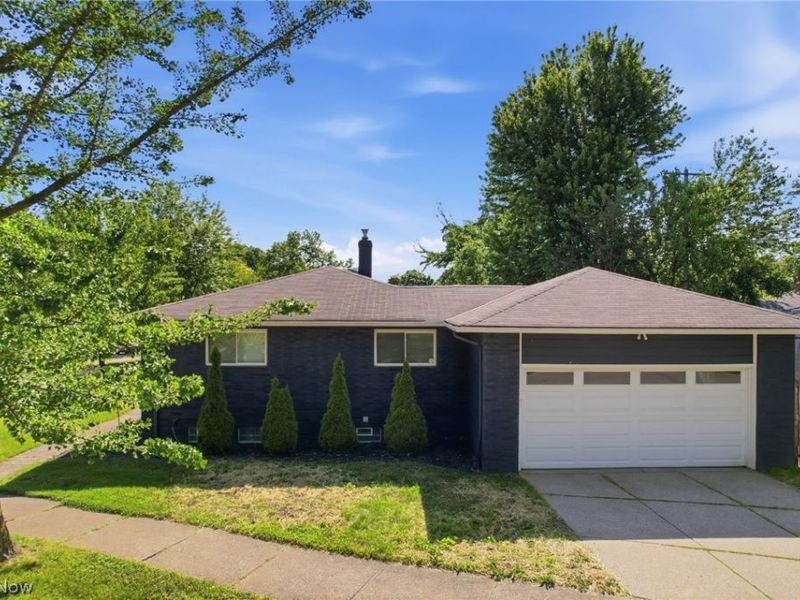 1209 Galaxy Drive, Cleveland, OH 44109 Photo 47