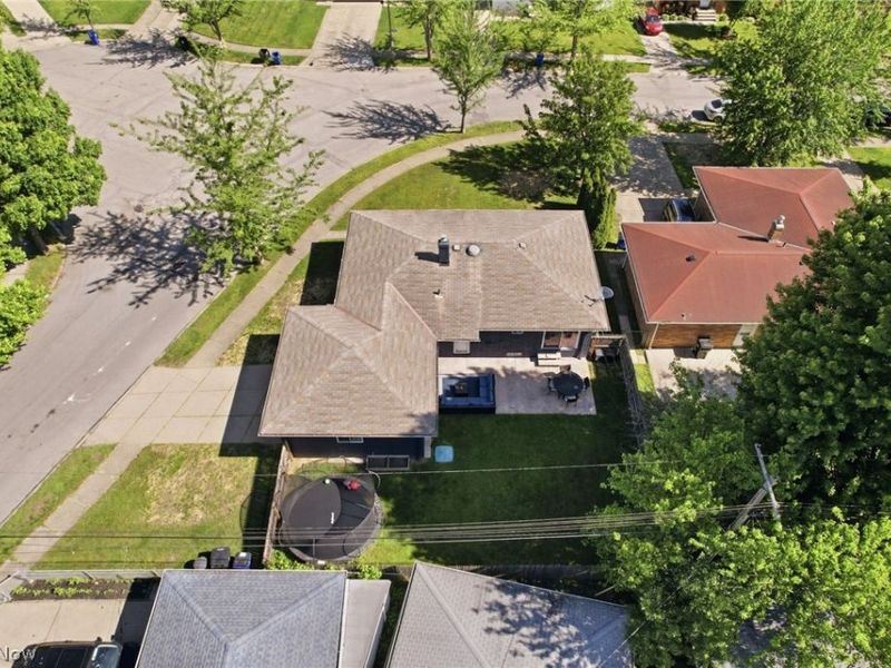 1209 Galaxy Drive, Cleveland, OH 44109 Photo 48