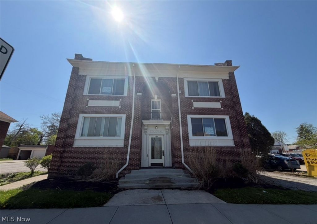 3186 Euclid Heights Boulevard, Unit 5, Cleveland Heights, OH 44118 Main Photo