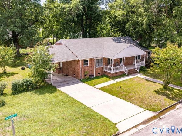 401 7th Street , Blackstone, VA 23824