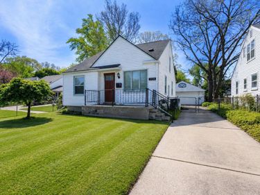 2108 E 4th Street, Royal Oak, MI 48067