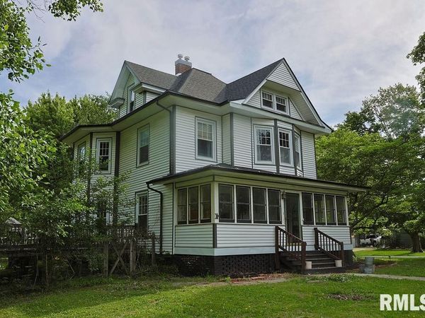 540 E MAIN Street, Prairie City, IL 61470