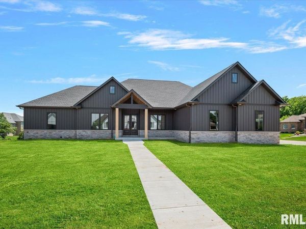 4712 BERKSHIRE Crossing, Springfield, IL 62711