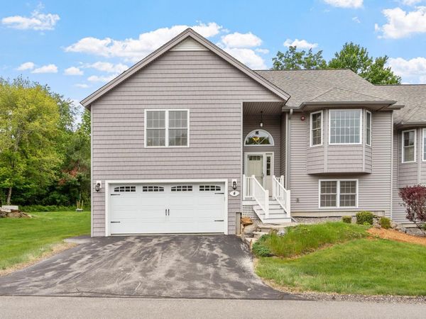 4 Guernsey Drive, Atkinson, NH 03811