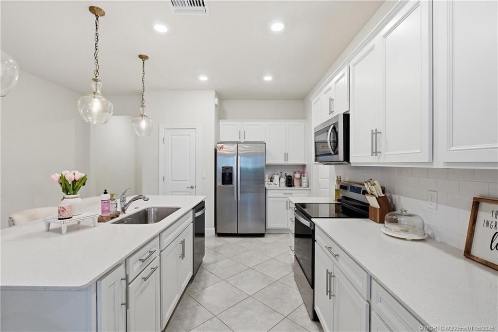 1871 SE Tarni Way, Stuart, FL 34996 Photo