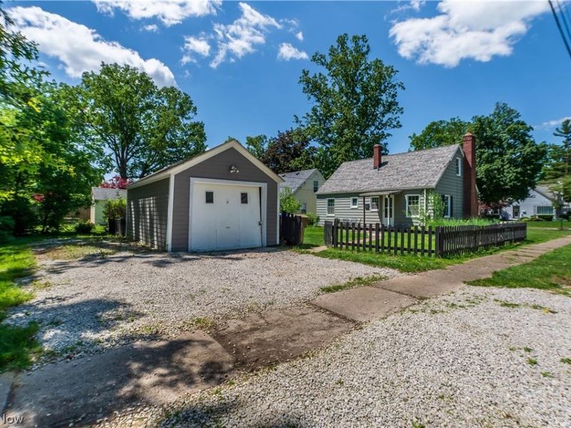 2267 15th Street , Cuyahoga Falls, OH 44223 Photo 7