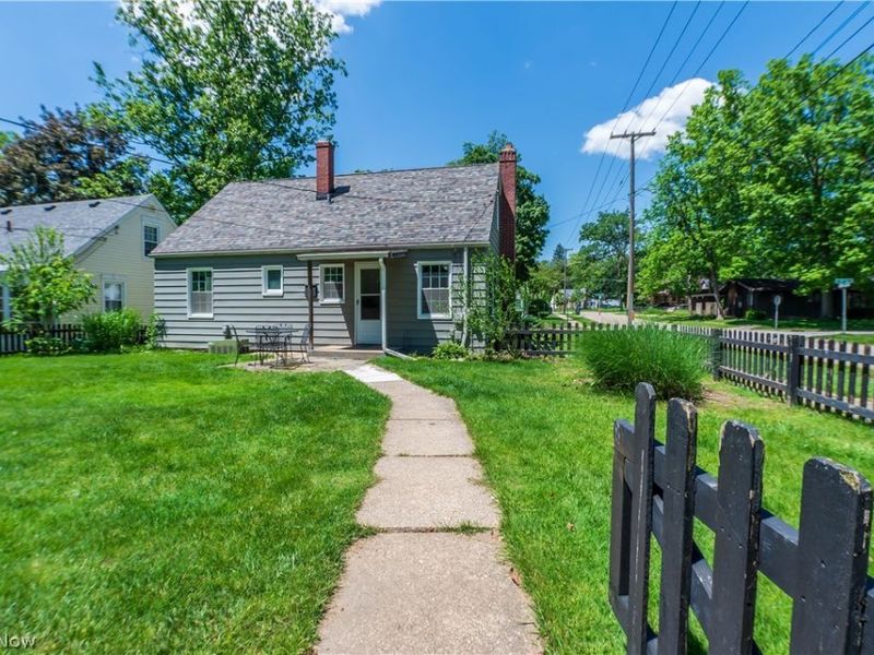 2267 15th Street , Cuyahoga Falls, OH 44223 Photo 8