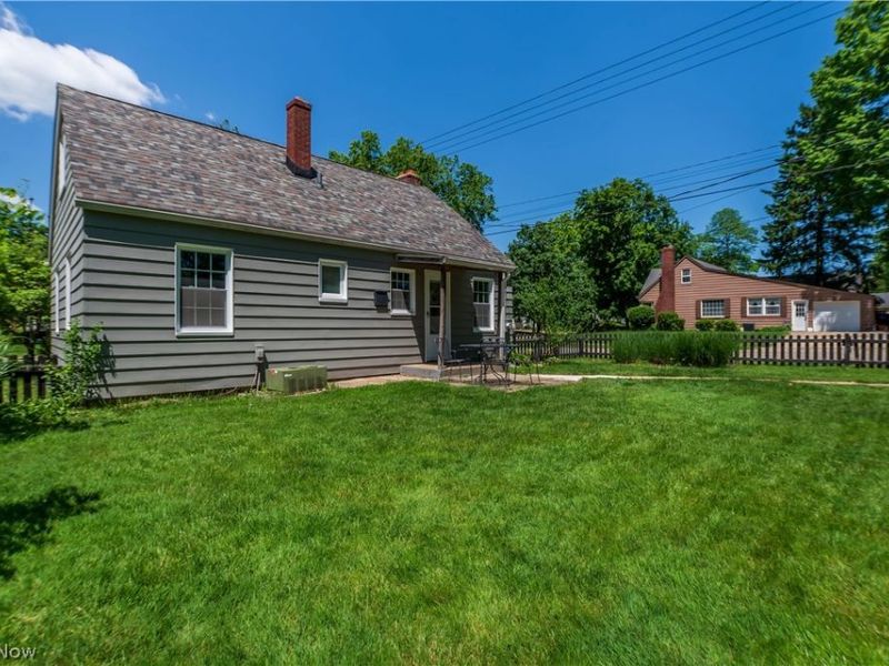 2267 15th Street , Cuyahoga Falls, OH 44223 Photo 9