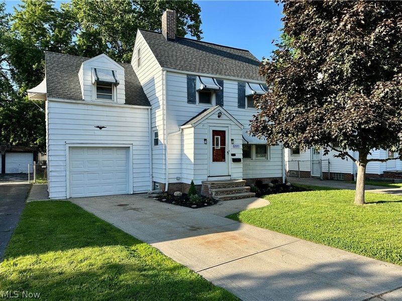 22571 Ivan Avenue , Euclid, OH 44123 Photo 1