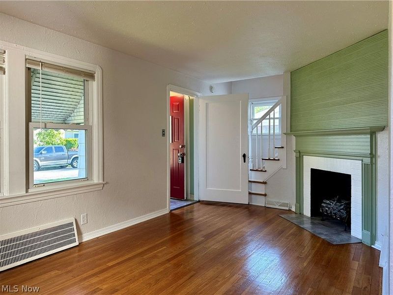 22571 Ivan Avenue , Euclid, OH 44123 Photo 8