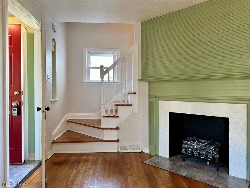 22571 Ivan Avenue , Euclid, OH 44123 Photo 9
