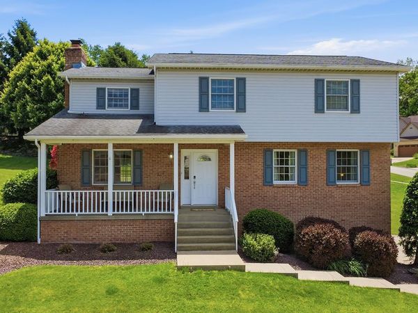 107 Rockland Drive, Pittsburgh, PA 15239