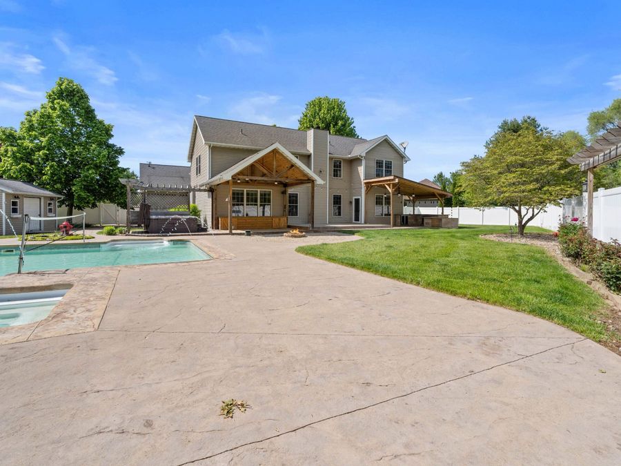 Property Image 37