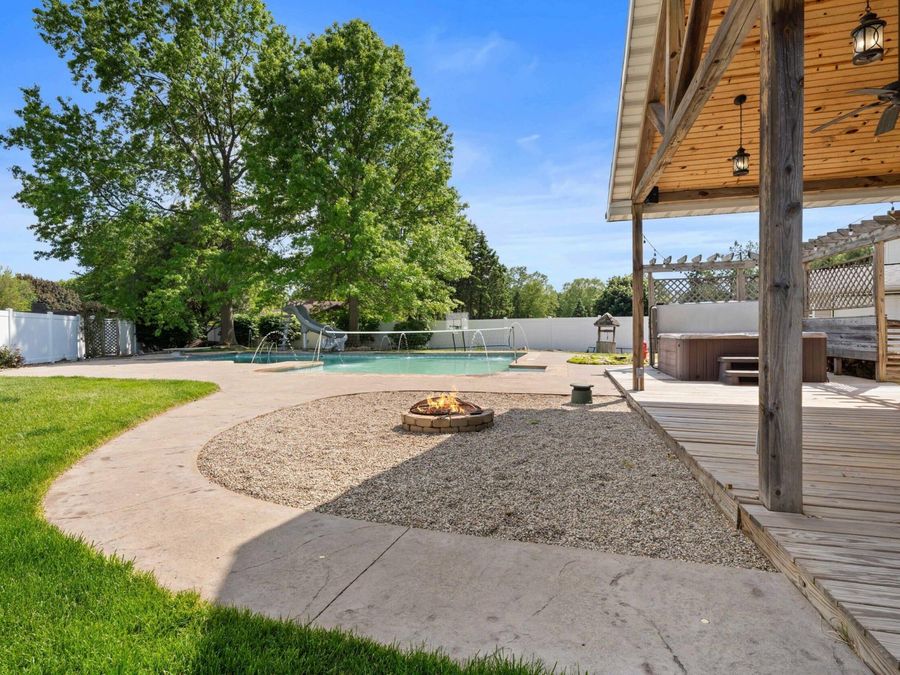 Property Image 39