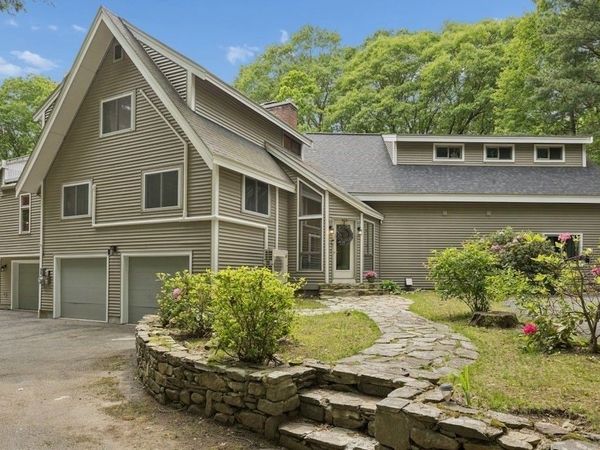 10 Cold Harbor Drive, Northborough, MA 01532