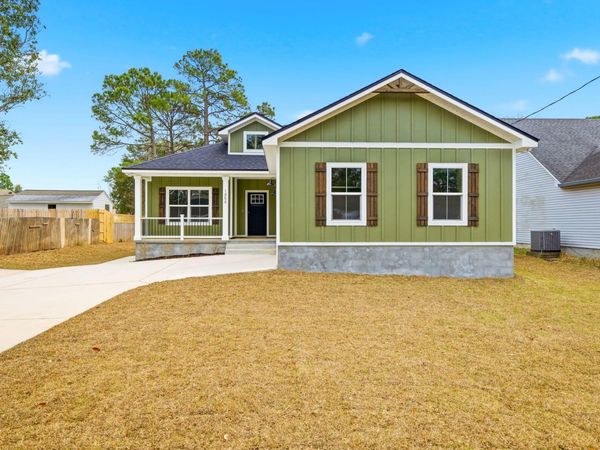 1854 Wheeler Road, Gulf Breeze, FL 32563