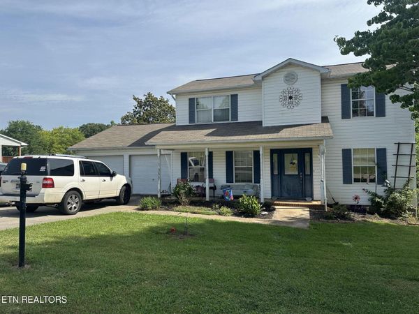 1626 Cavet Drive, Maryville, TN 37803