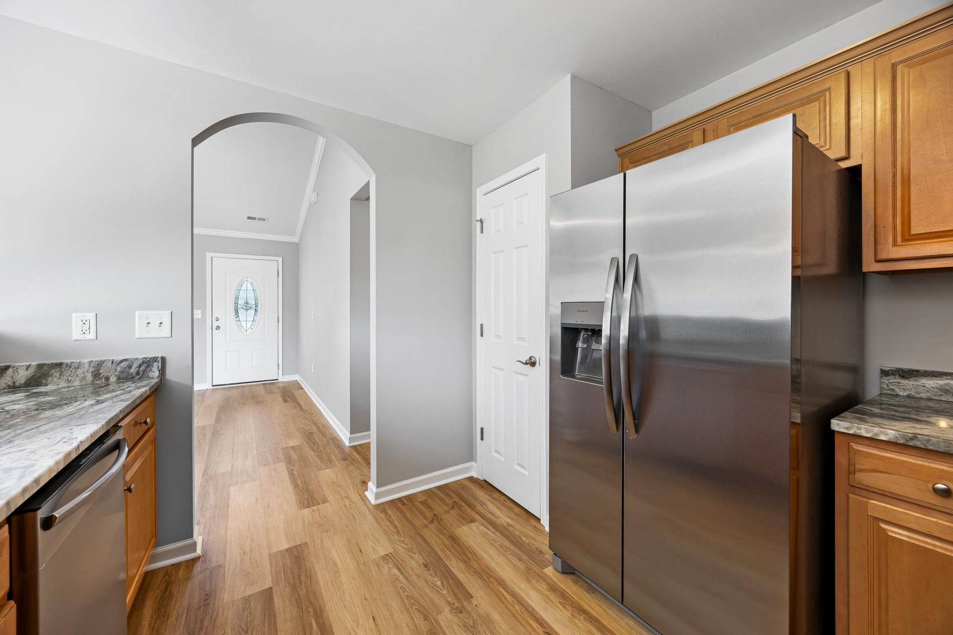220 Loquat Ct. Photo 13