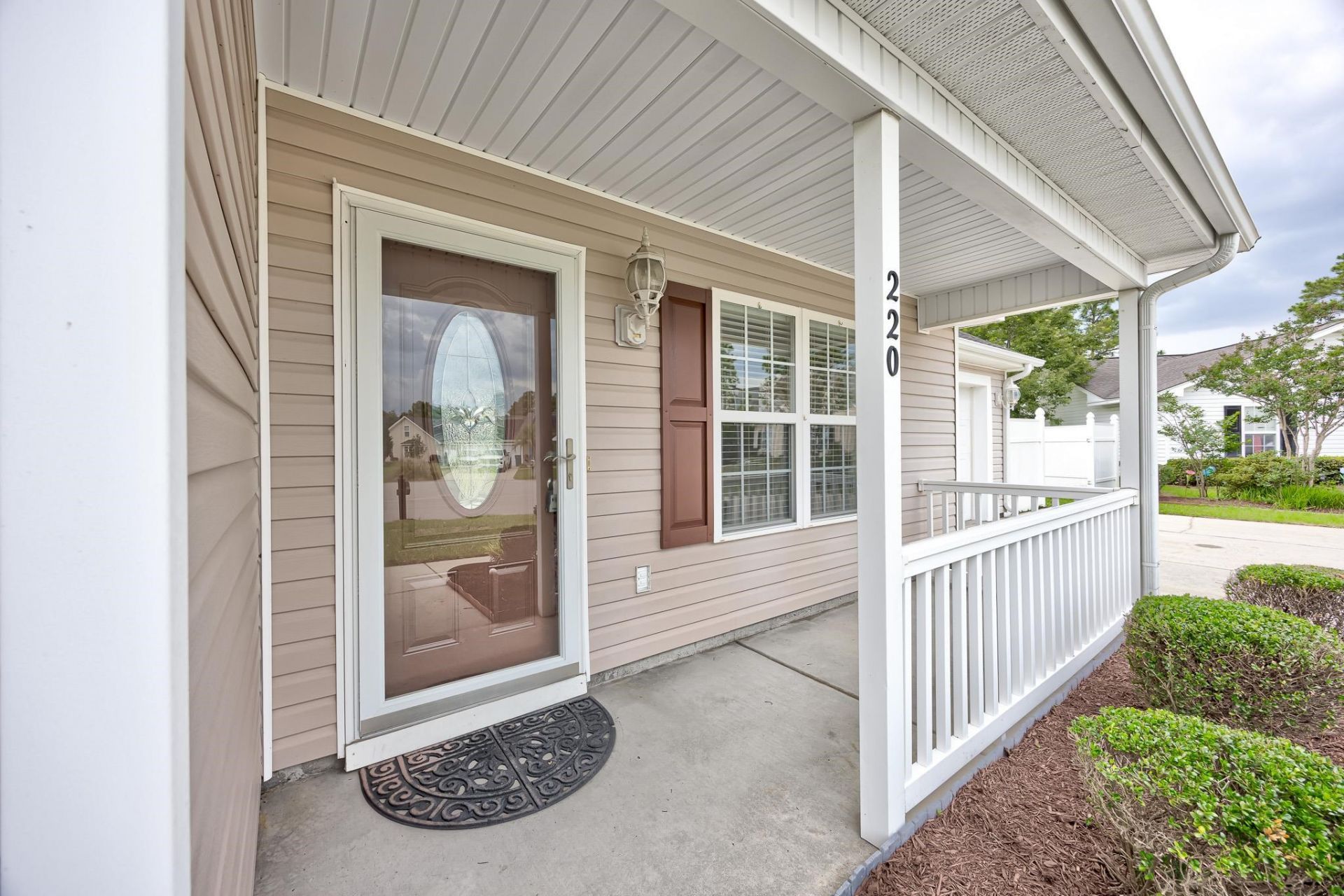 220 Loquat Ct. Photo 25