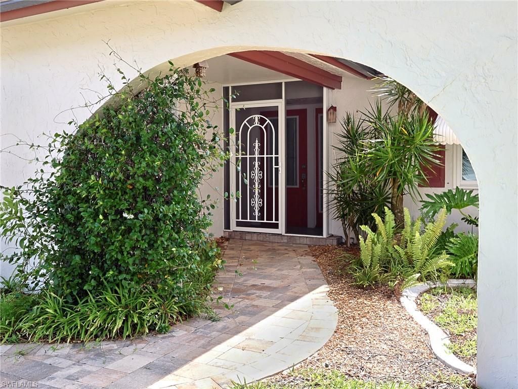 5416 Brandy Cir E, Fort Myers, FL 33919 Photo